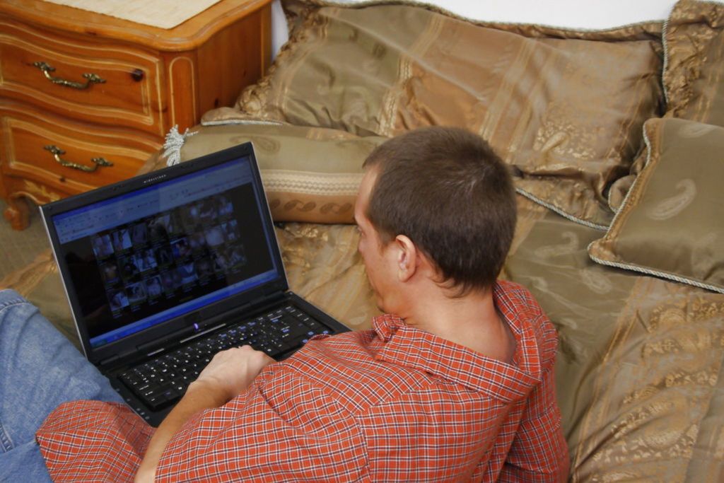 Lonely Scott Lyons Looking For Love Fucked Horny Anjanette