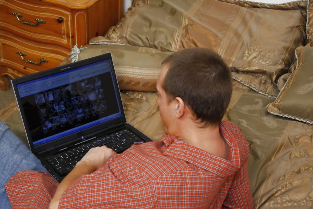 Lonely Scott Lyons Looking For Love Fucked Horny Anjanette
