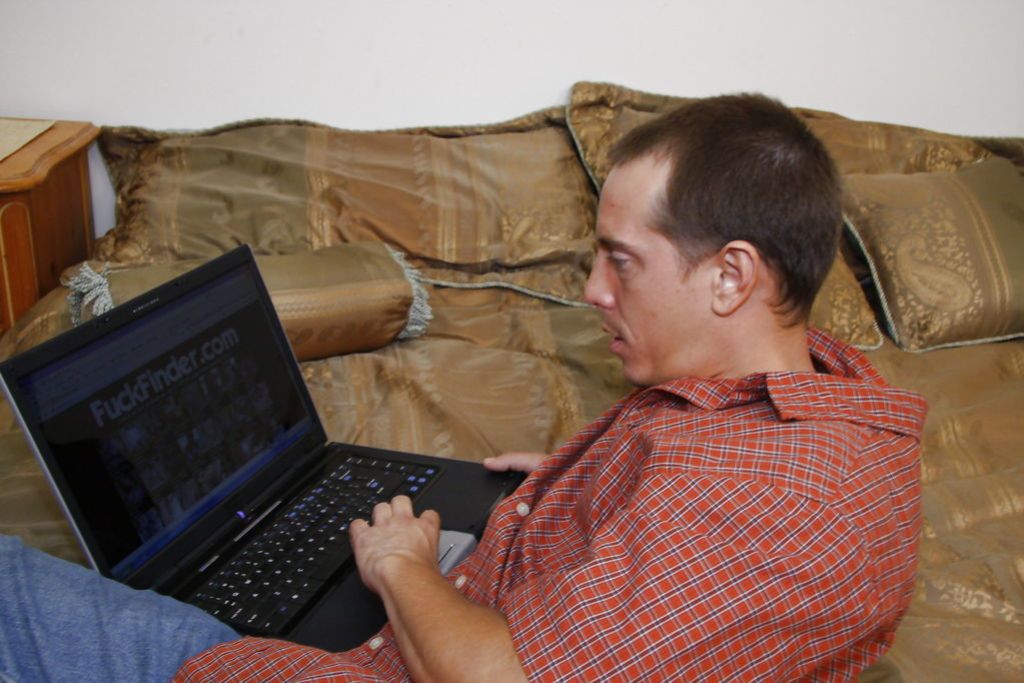 Lonely Scott Lyons Looking For Love Fucked Horny Anjanette