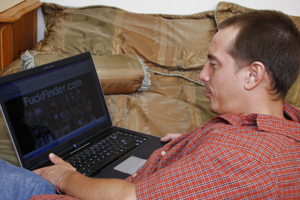 Lonely Scott Lyons Looking For Love Fucked Horny Anjanette