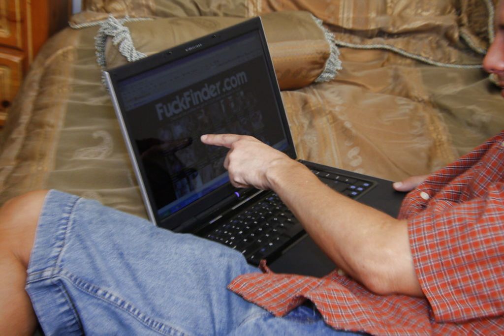 Lonely Scott Lyons Looking For Love Fucked Horny Anjanette