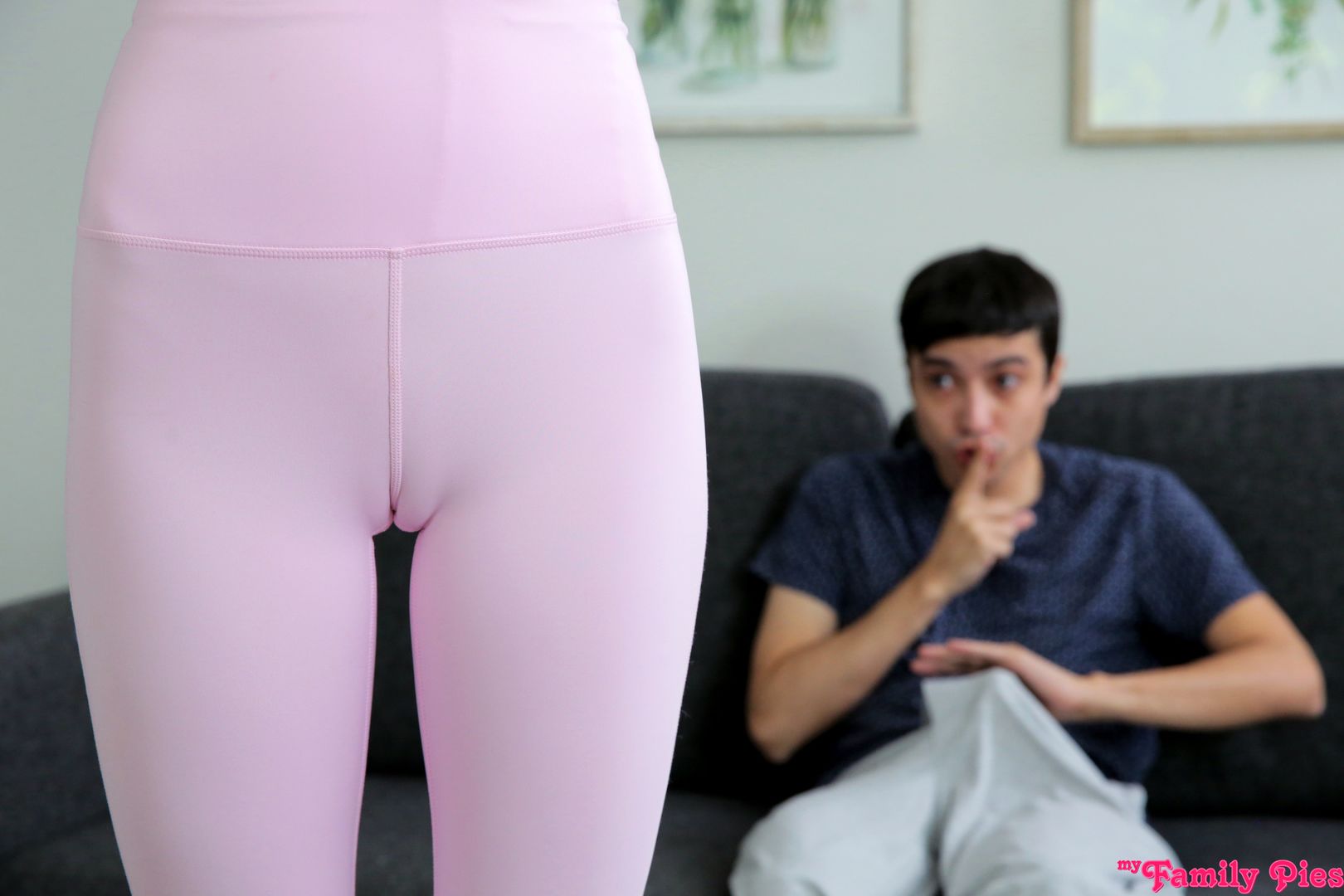 My Stepsister Talks To My Dick - S22:E5