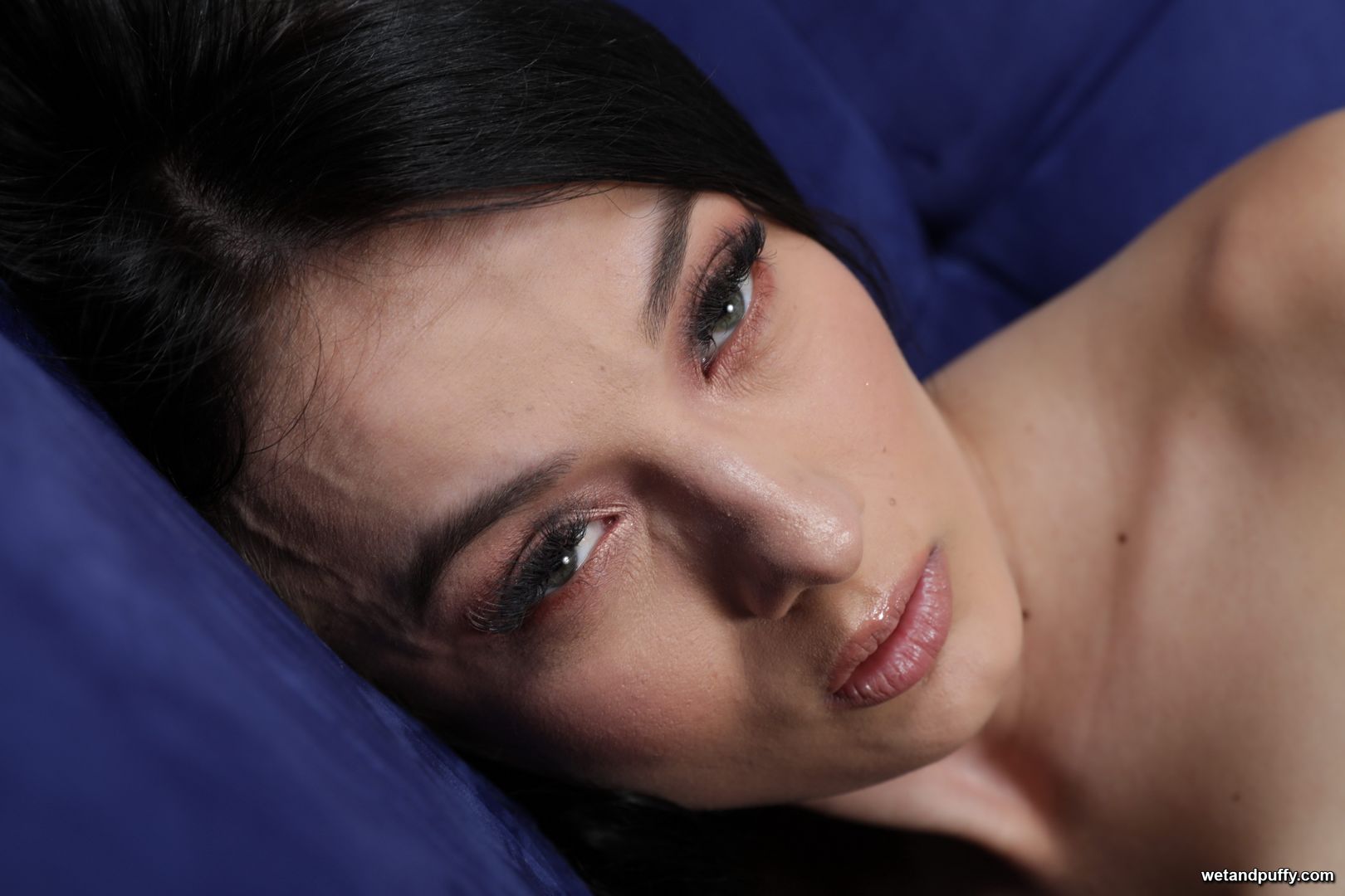 MADDI BLACK — GAPING DEBUT