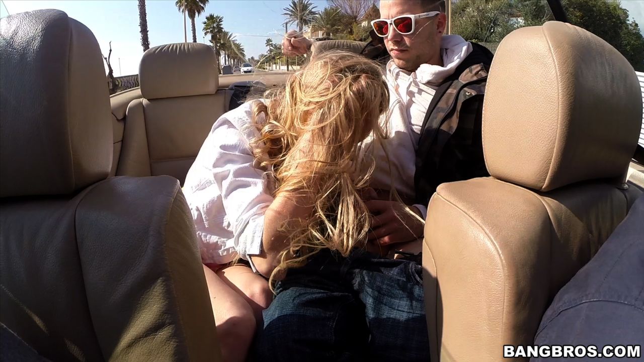 Lolly Rides Again! Public Fucking Extravaganza!