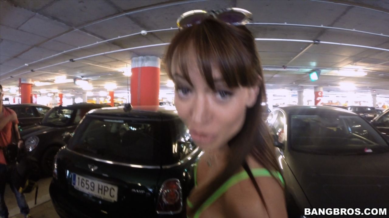 Anal sex in the airport garage with Franceska Jaimes