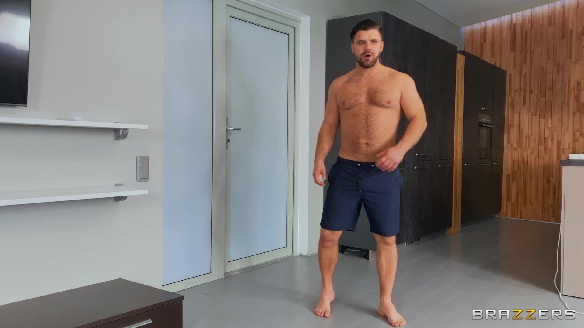 Yola Has Sneaky Cleaning Sex