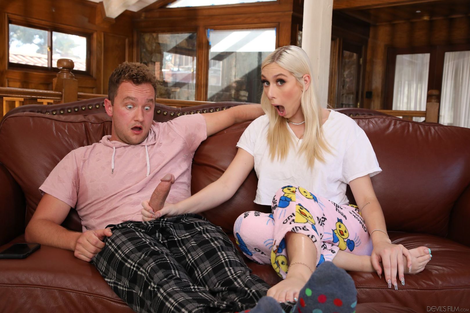 It's Okay, She's My Stepsister #07 - Kay Lovely & Van Wylde