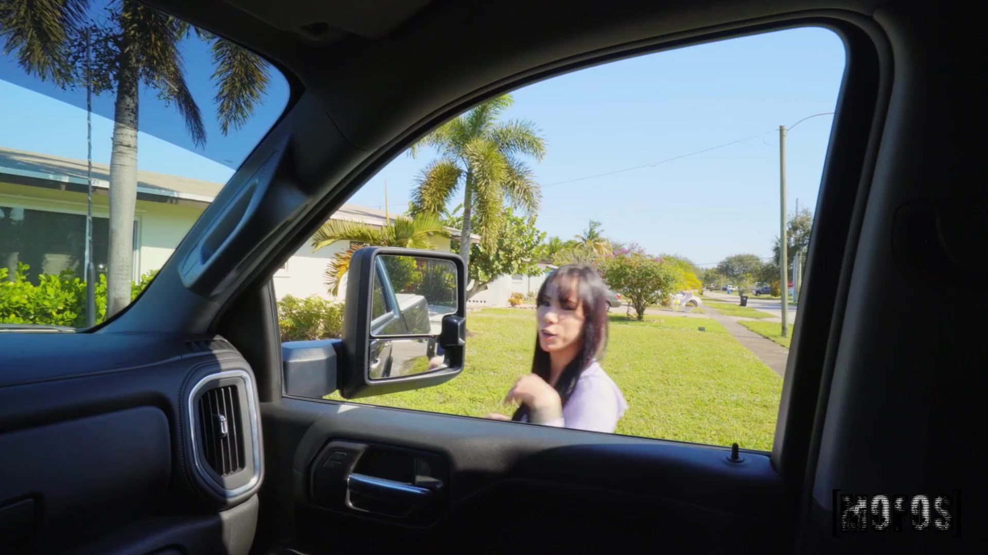 Deliveryman Gives Client a Big Tip
