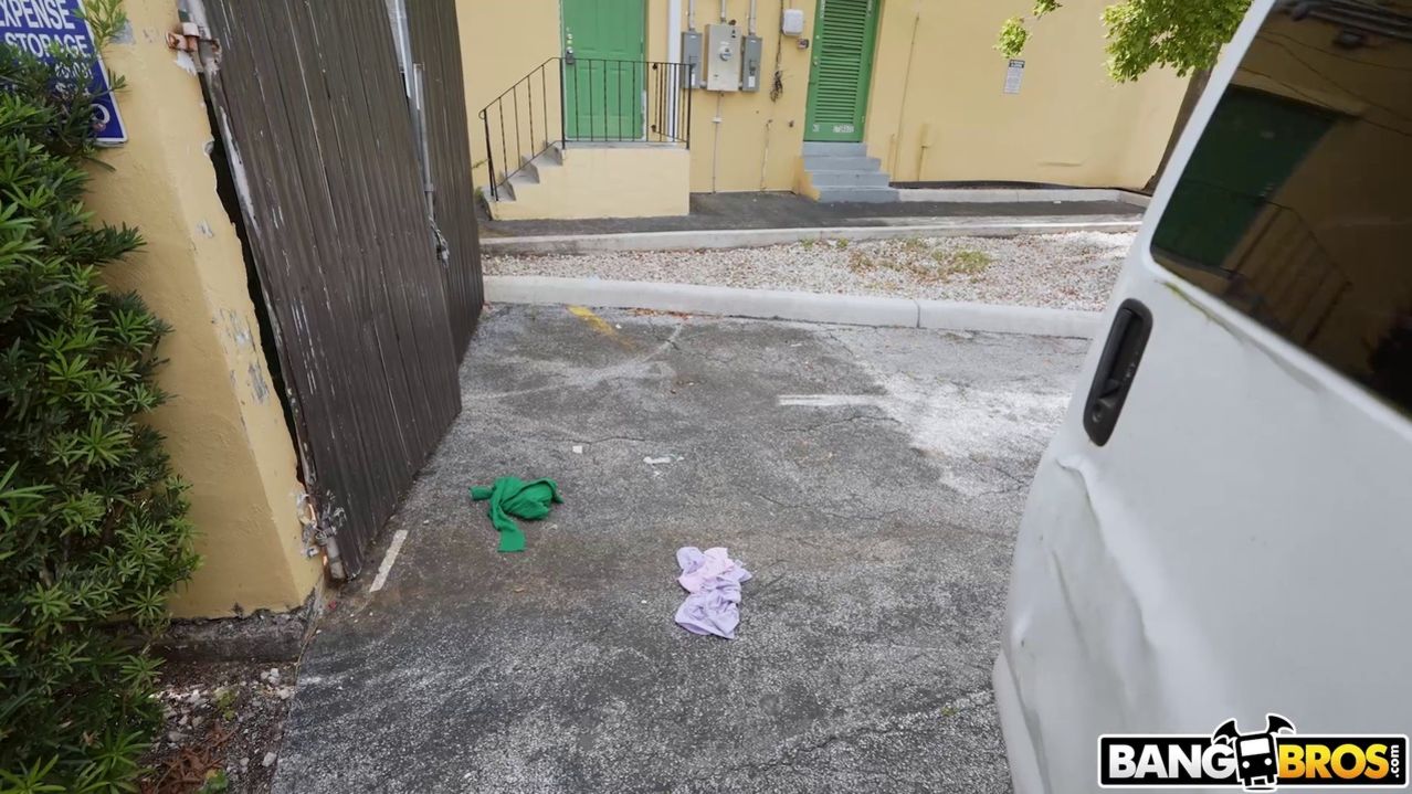 Fucking Grandpa For Cash