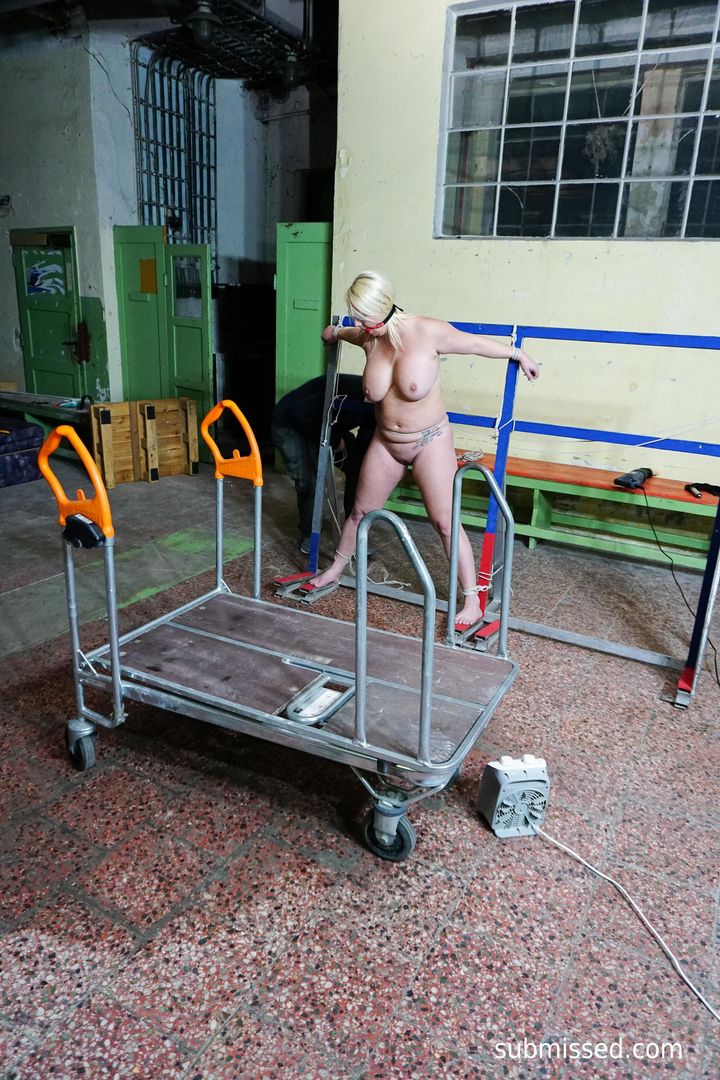 Machine fuck pleasure
