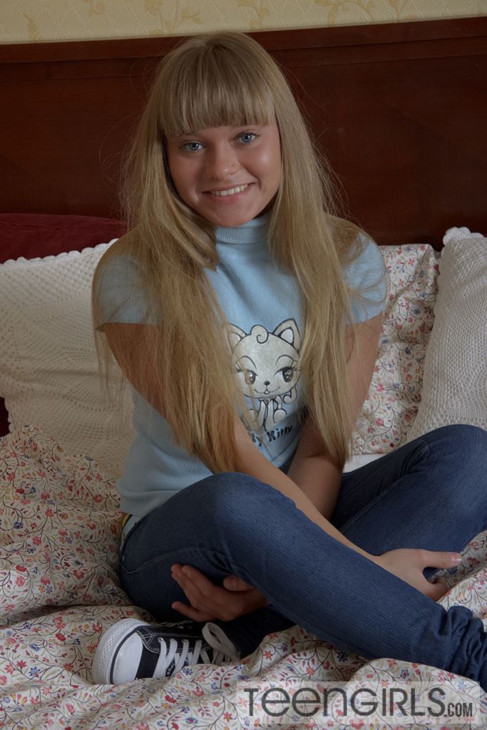 The Always Beautiful Teen Winter Can't Stop Fucking!