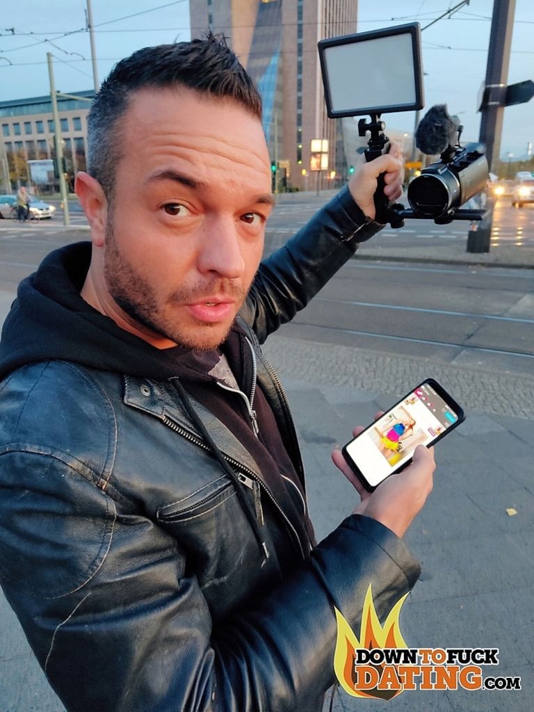 Kessie Shy: Redhead's Love It In Public