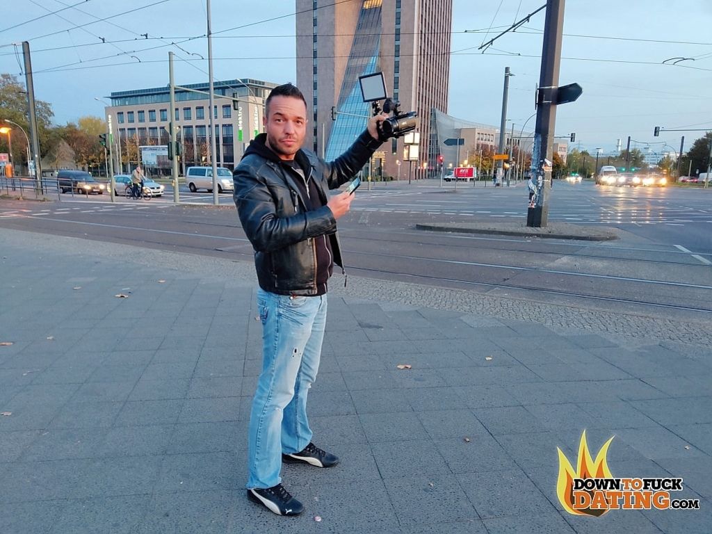 Kessie Shy: Redhead's Love It In Public