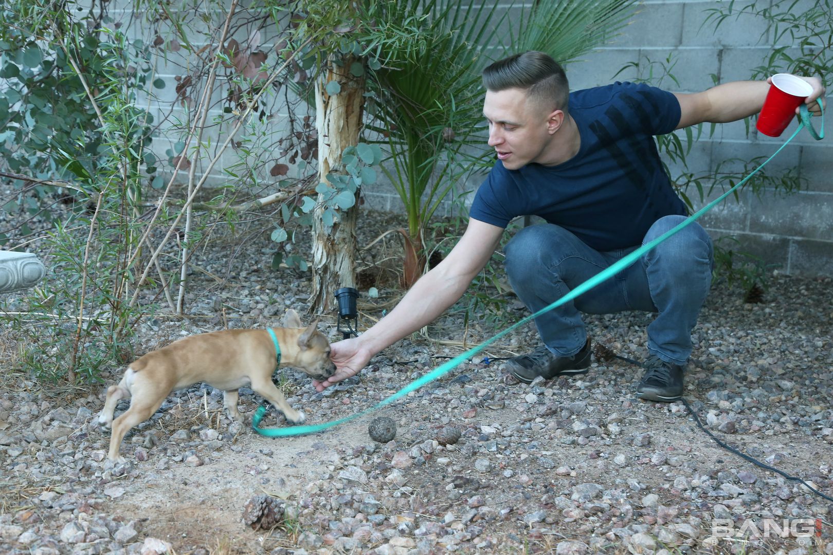 Jazmin Luv Finds Her Lost Dog With Help Of A Stranger