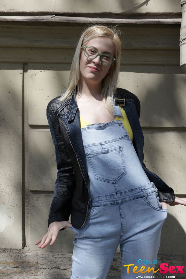 CUMMING ON TEENY'S EYEGLASSES