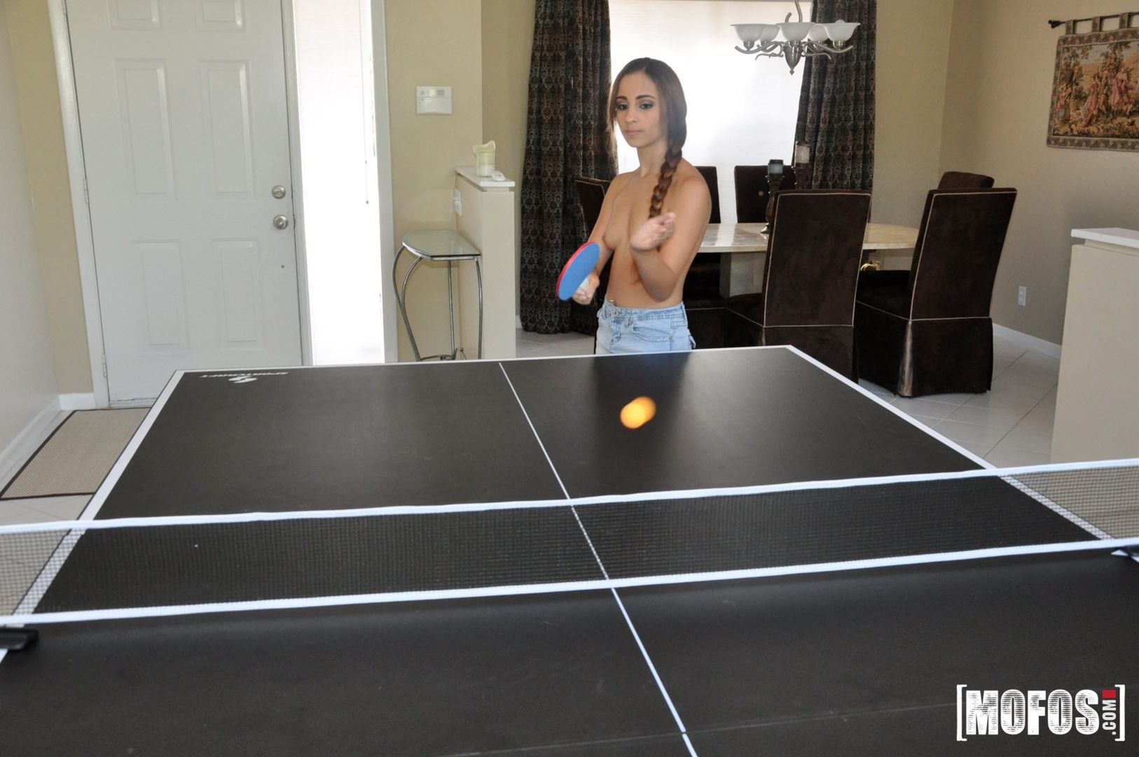 Sucking Balls at Table Tennis