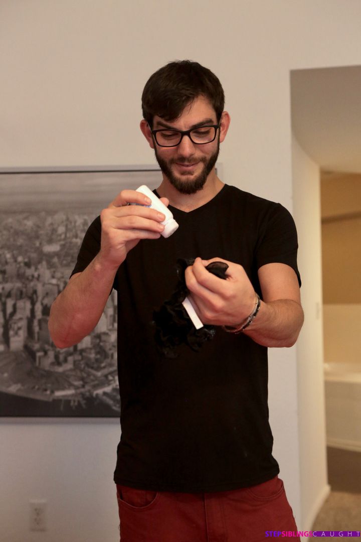 Step Sibling Prank War - S7:E2