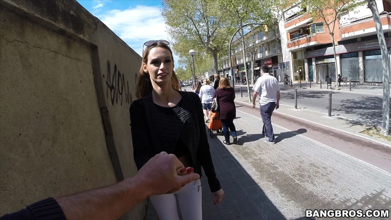 Erica Fontes puts her fuck skills to the test