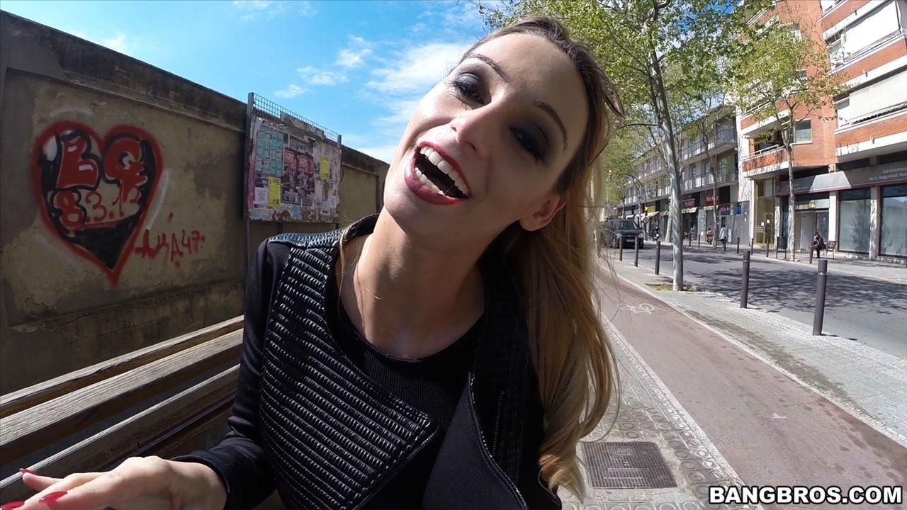 Erica Fontes puts her fuck skills to the test