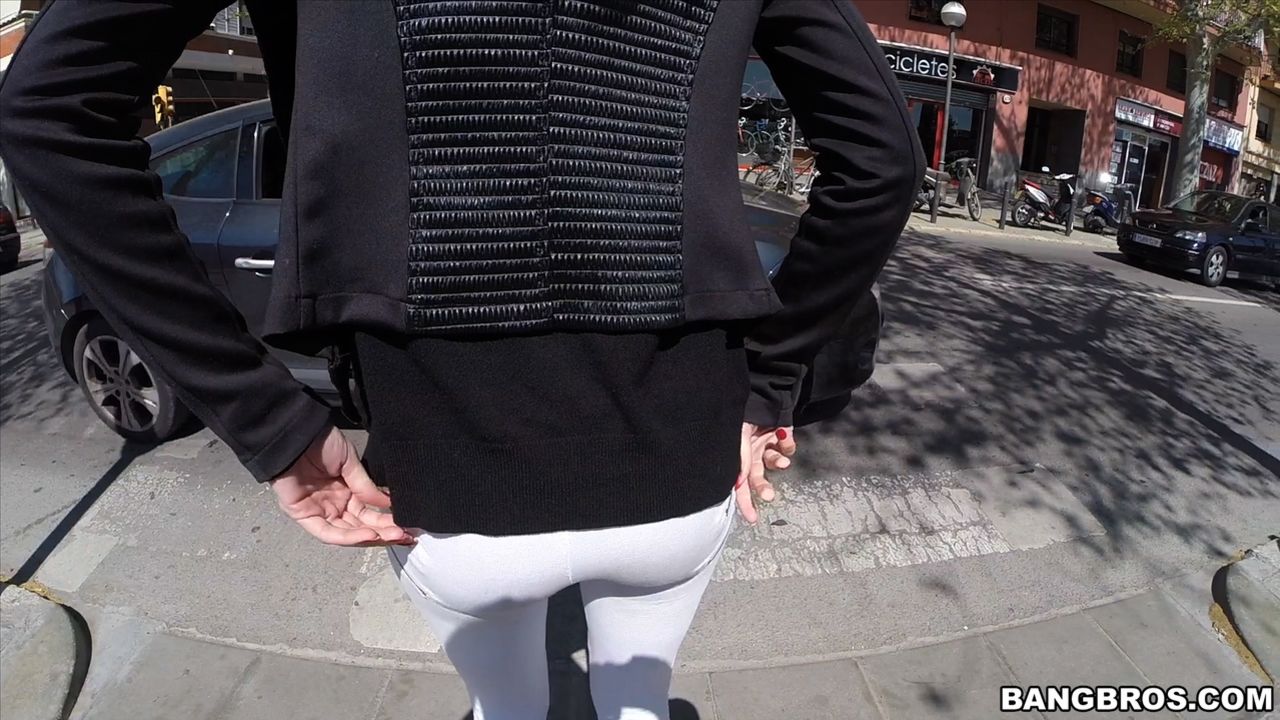 Erica Fontes puts her fuck skills to the test