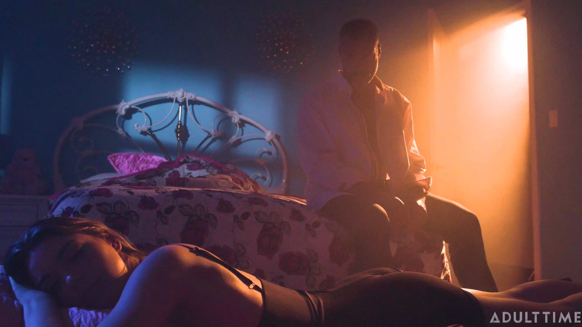Idle Fantasies: Stay The Night