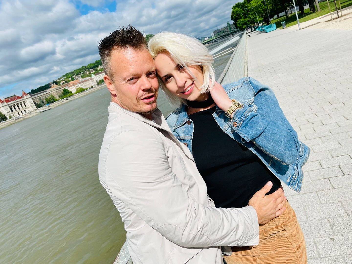 DELICIOUS!!! German Fucks Hungarian on Vacation!