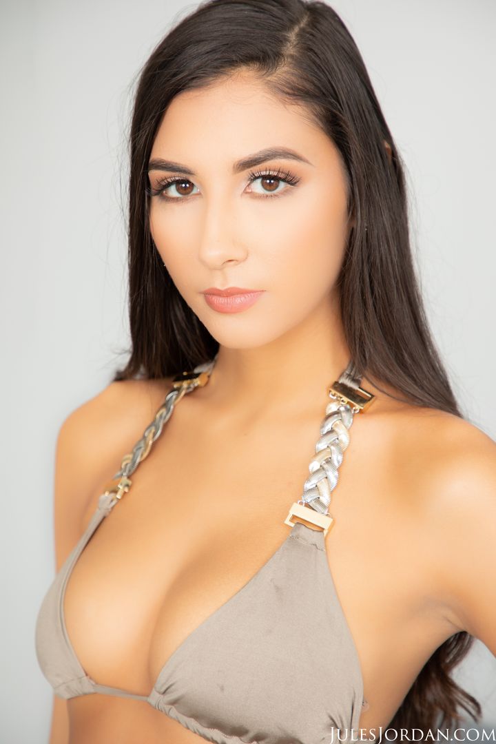 Young, Ripe, Gianna Dior Shows Off Her Perfect Ripe Breasts And Flawless Body