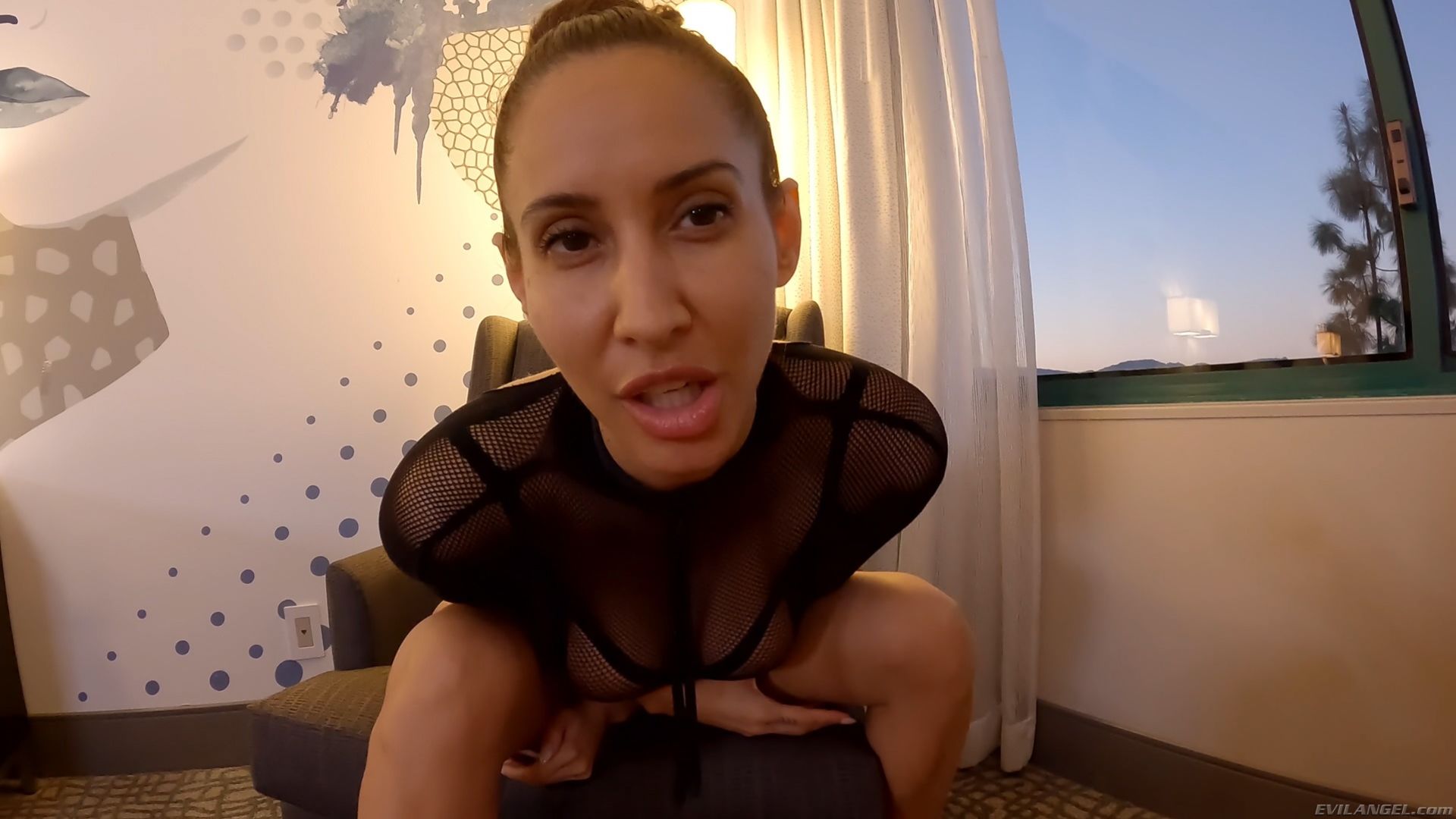 Isis Love: MILF's Big-Cock POV Date
