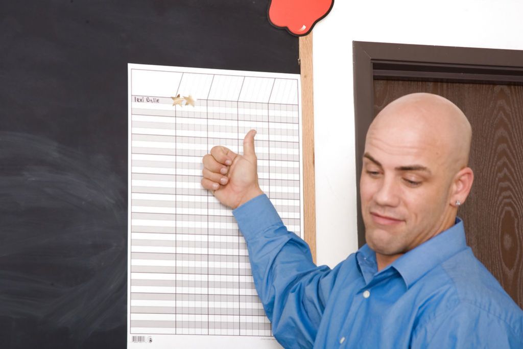 Lexi Belle Gets It On With Her Well Hung Teacher