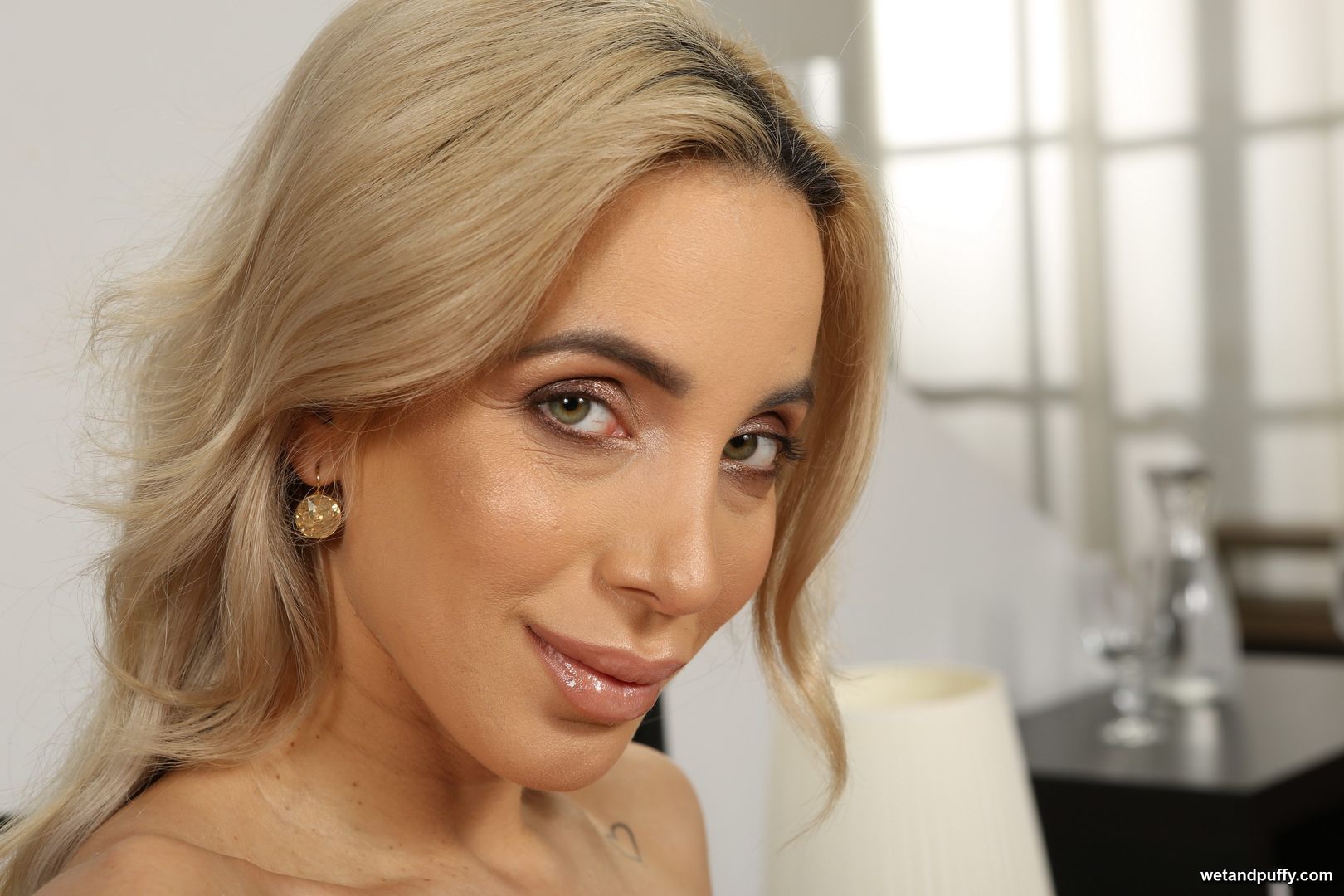 EMILY BRIGHT — MILF PLAY
