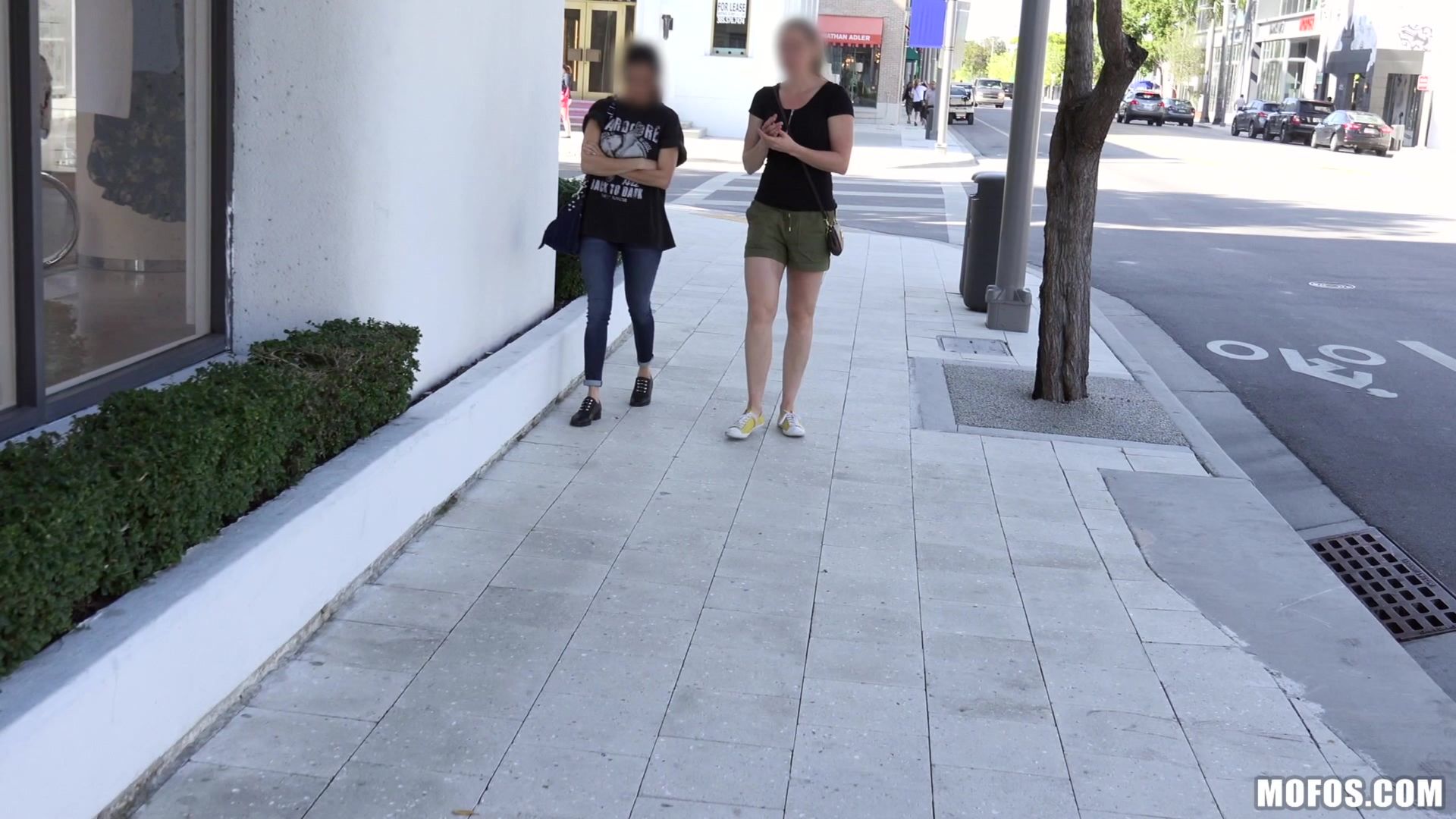Armenian Babe Gets Cum in Her Eye