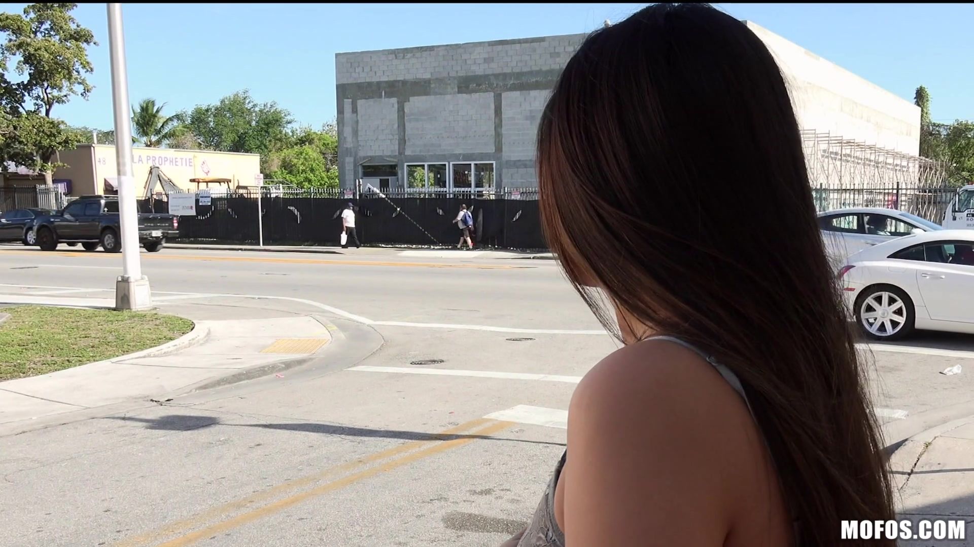 Armenian Babe Gets Cum in Her Eye