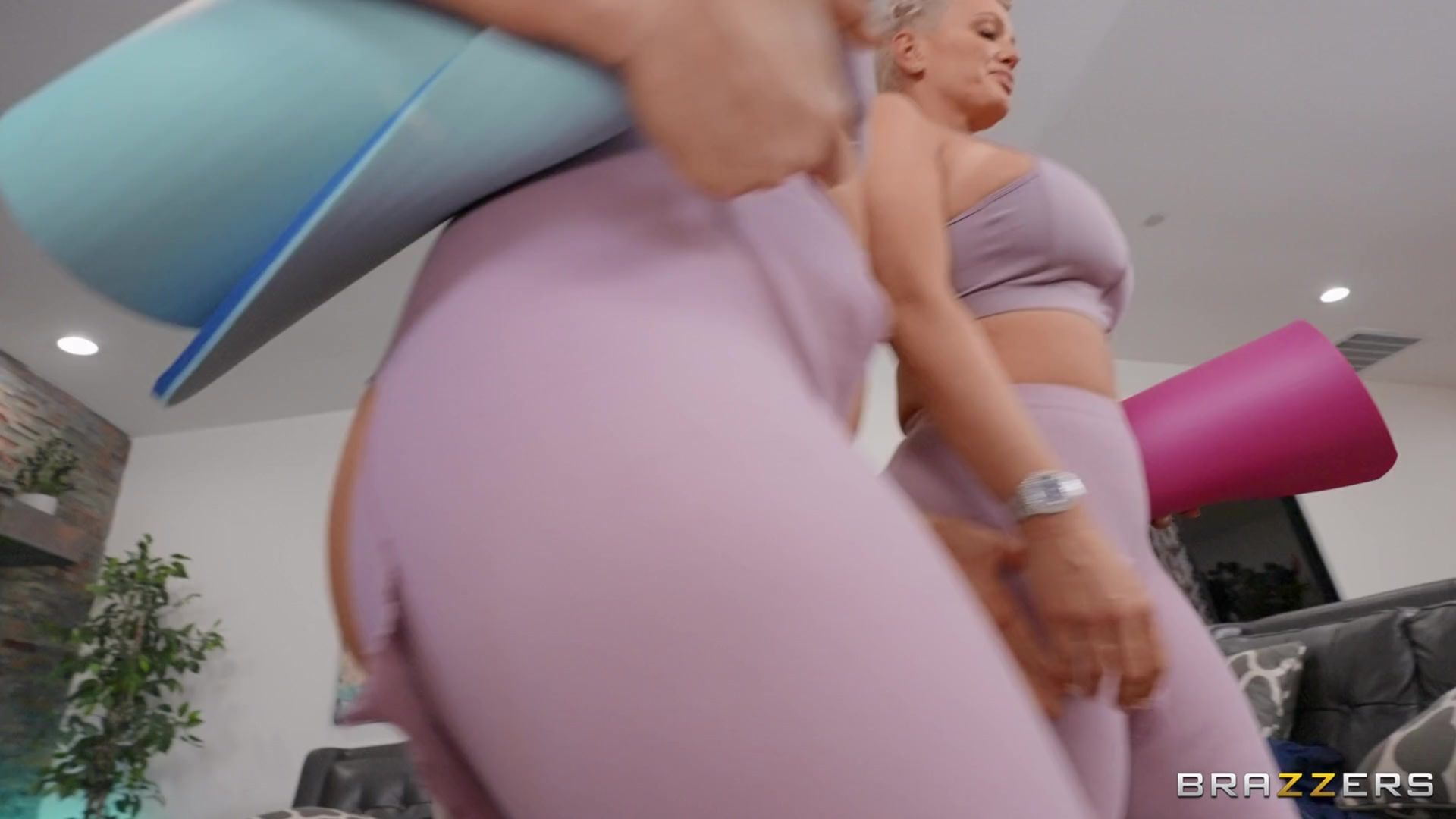 Fucking The MILF And Her Lookalike Trainer