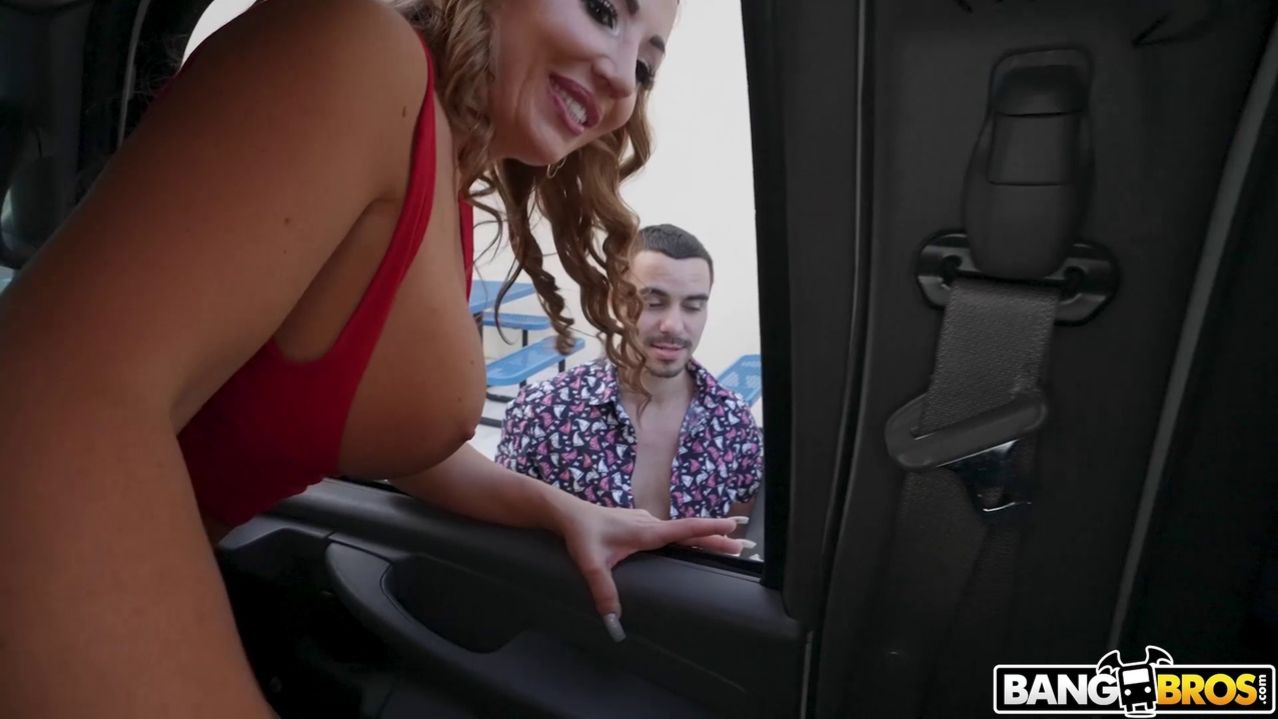 Richelle Ryan on The Hunt