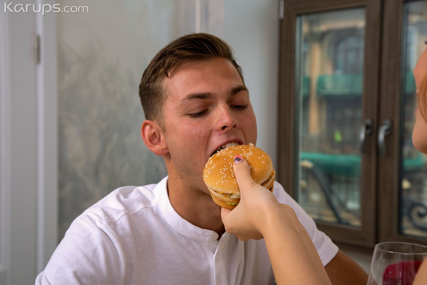 EAT MY PUSSY POUNDER