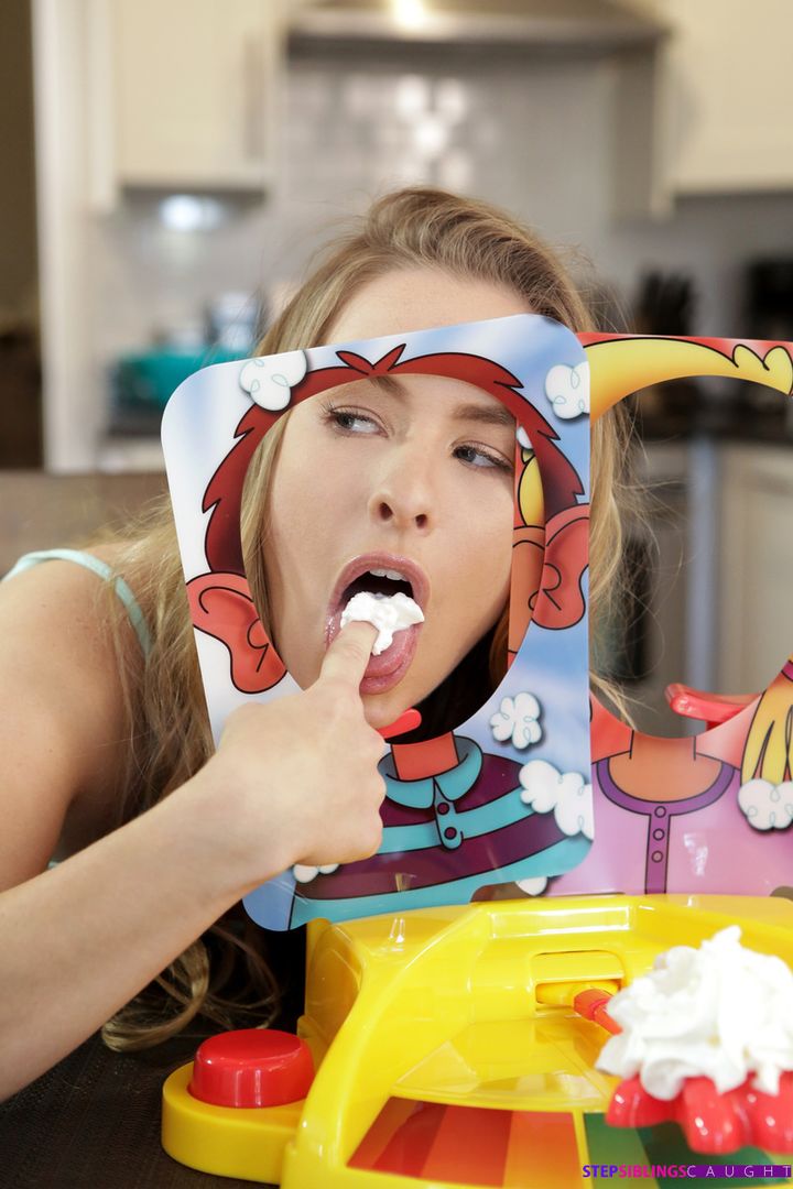 Cum Covered Step Sister - S6:E5