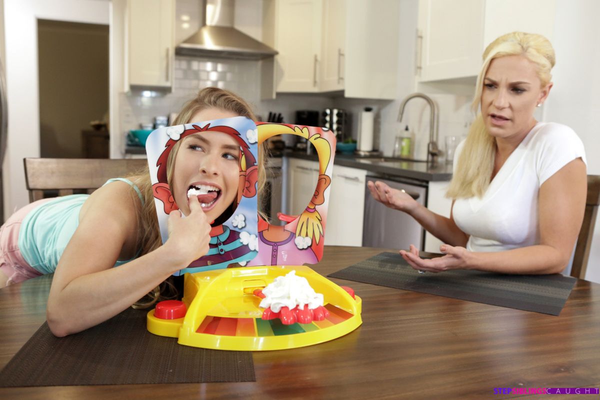 Cum Covered Step Sister - S6:E5