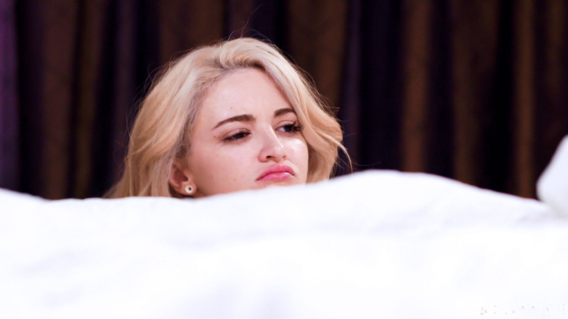 Lust Triangles: His Girlfriend's Little Angel FULL