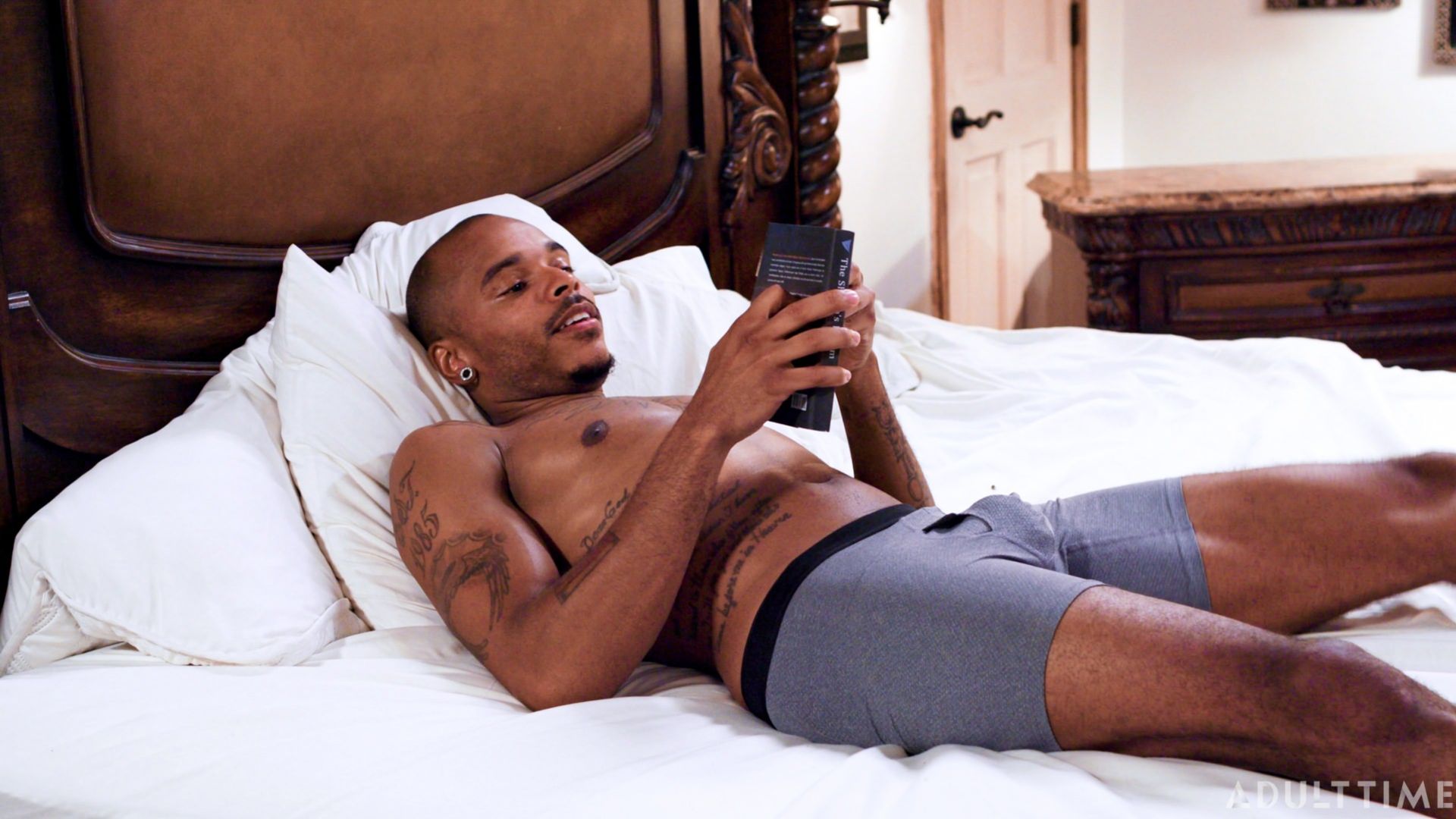 Lust Triangles: His Girlfriend's Little Angel FULL