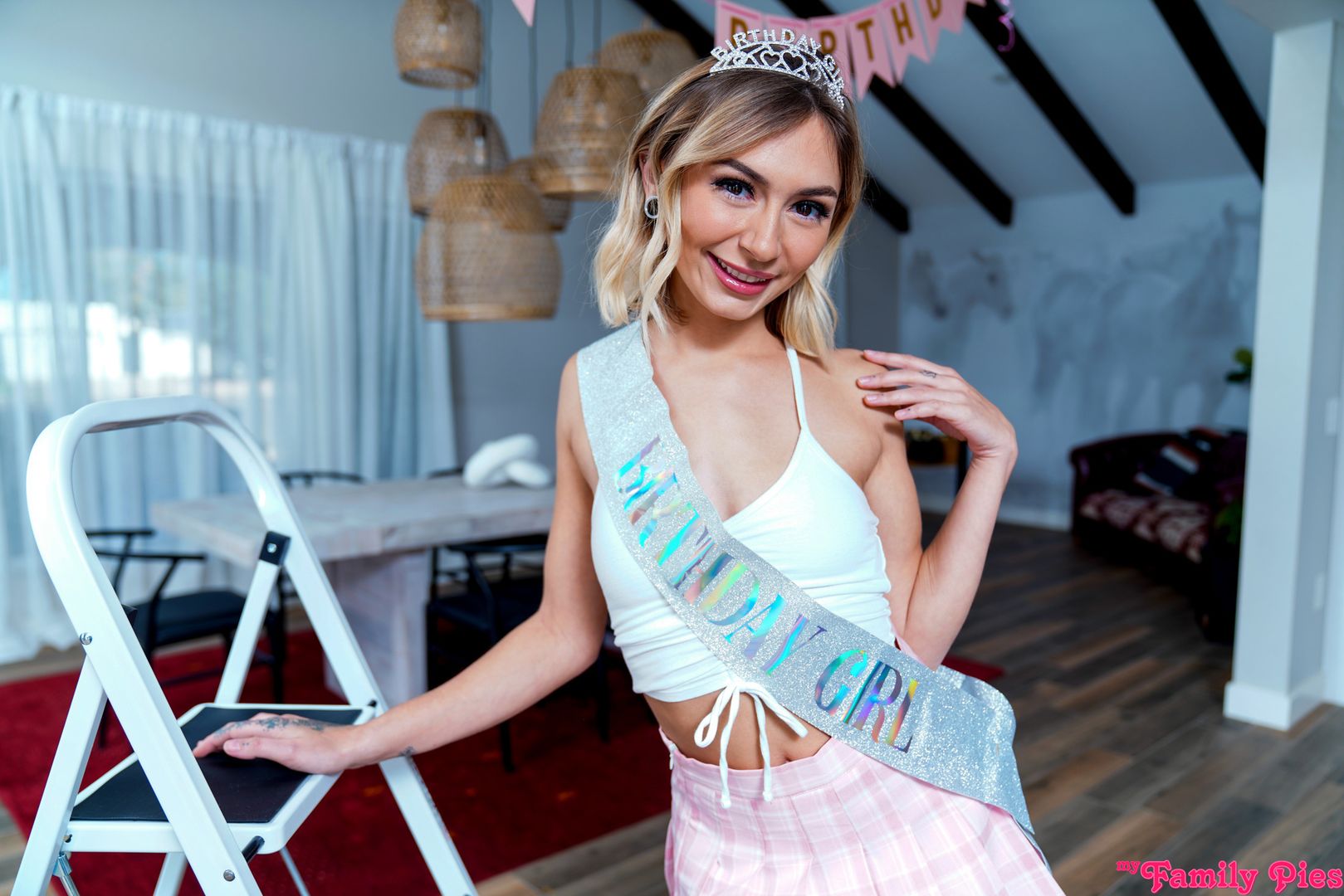 February 2022 Flavor Of The Month Chloe Temple - S2:E7