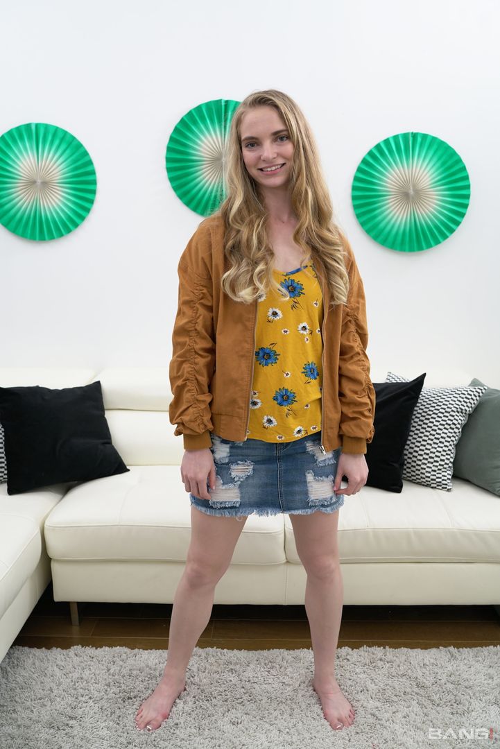 Lana Sharapova Came All The Way From Russia To Get American Cock