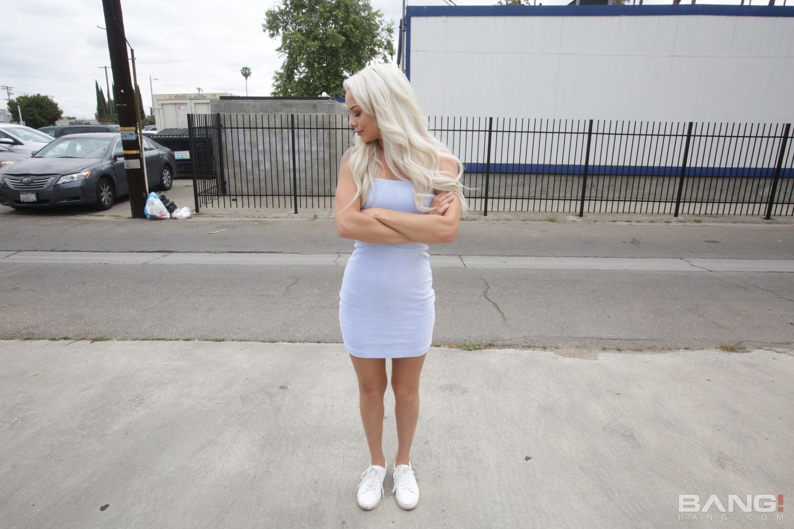 Elsa Jean Hit A Pedestrian And He Fucks Her In Return!