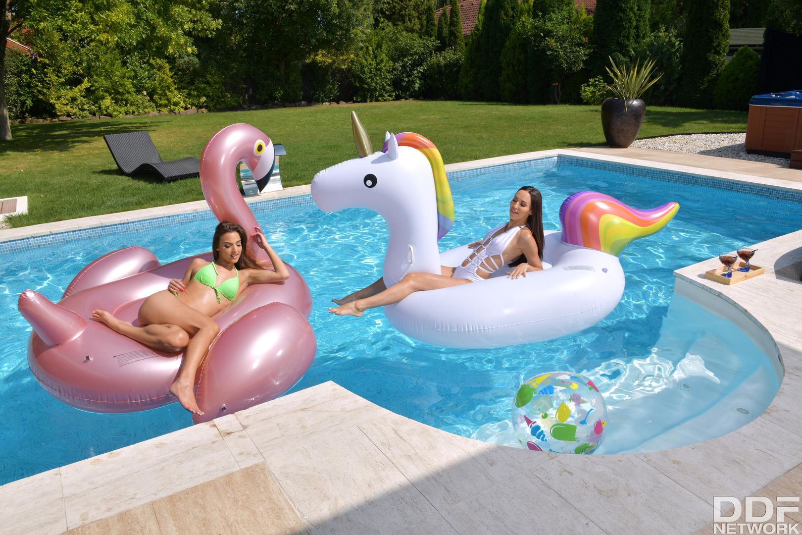 Double Dong Fun in the Sun