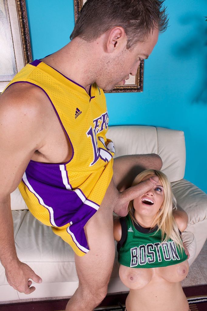 Brooklyn Bailey Invites Will Powers Over To Bang