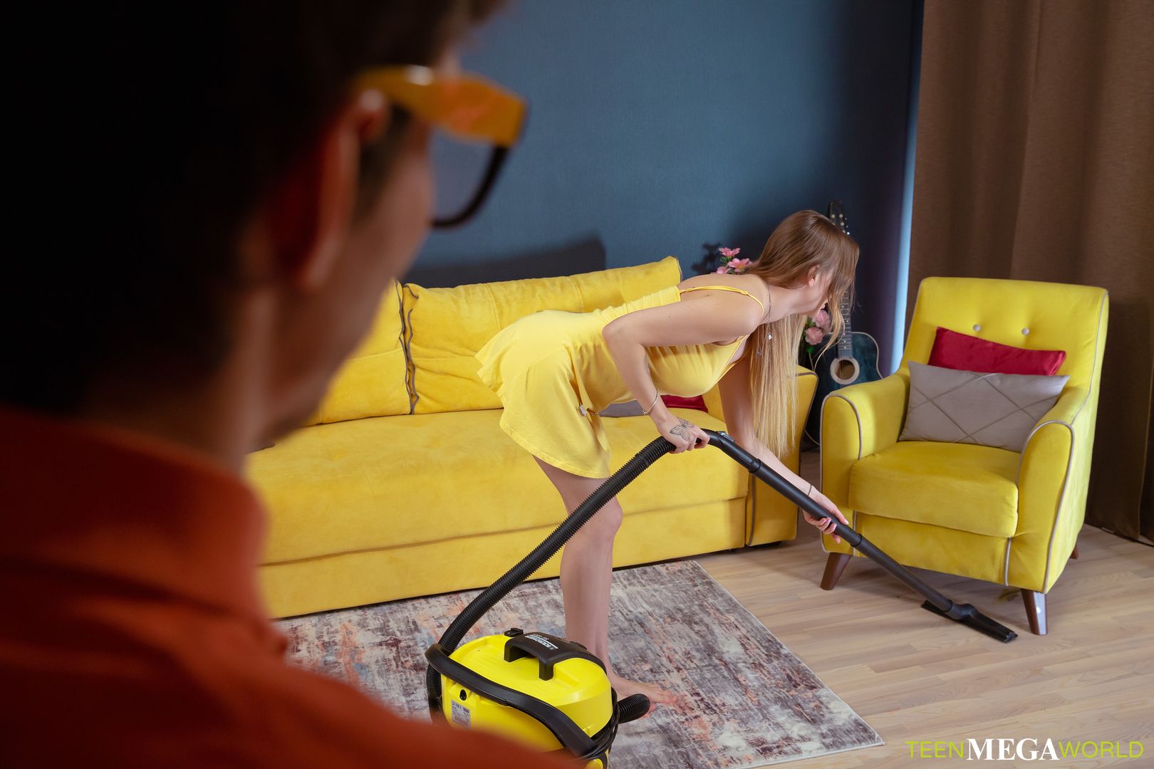 Hottie prefers dick to a vacuum cleaner