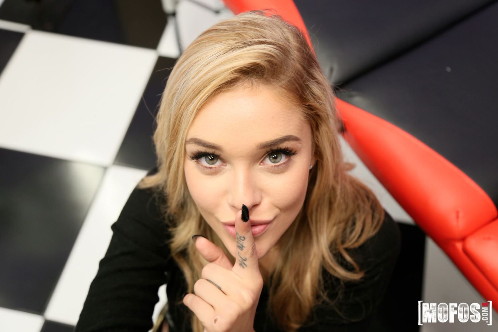 Blonde GF Loves Big Dick