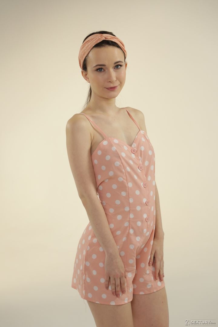 Pin-up Fashion, Pin-up Passion