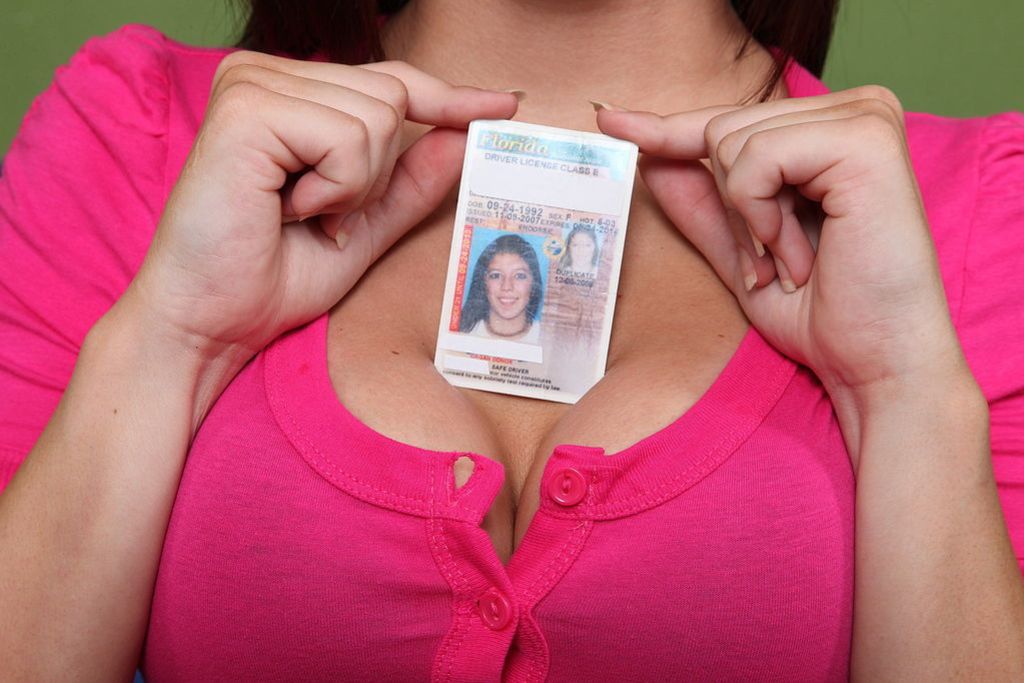 Slutty Brittany Harper In Pink Needs A Dick