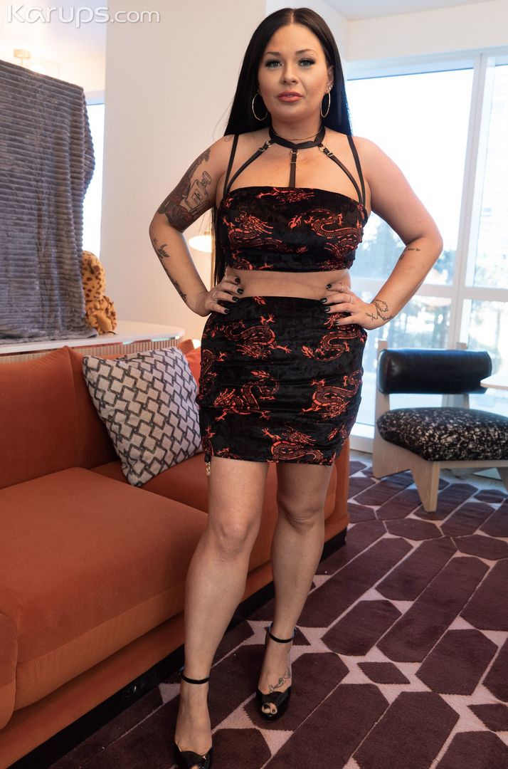 BIG TIT TEASER