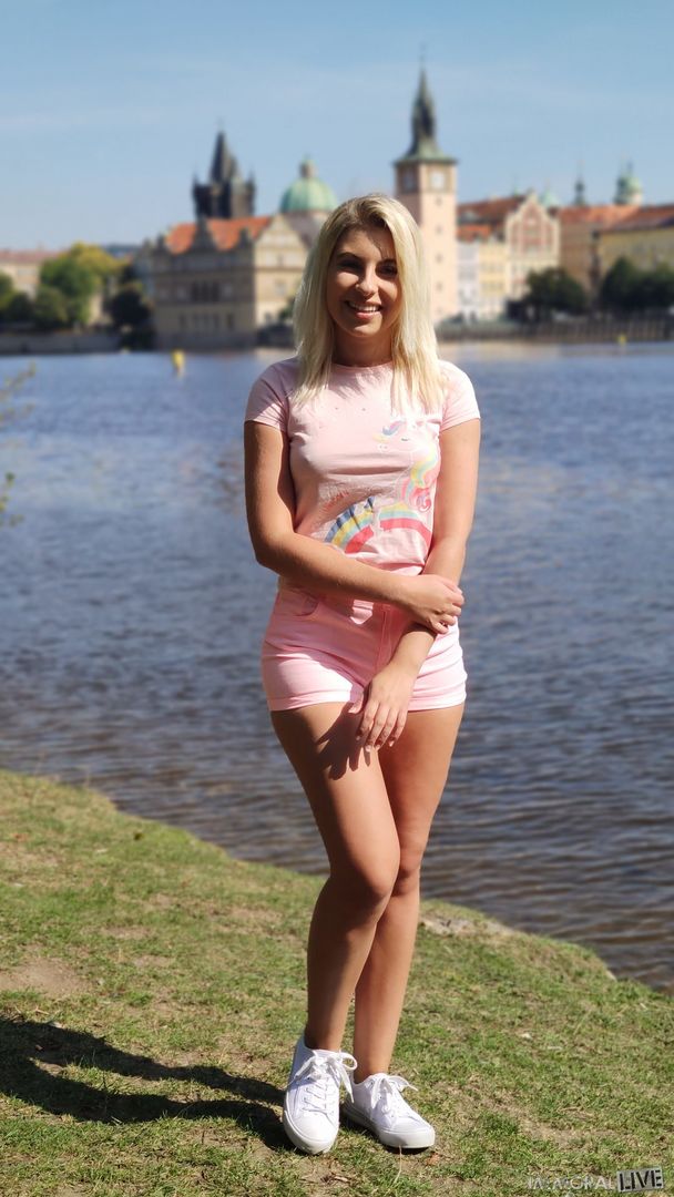 Johnny Gives Pretty 18 Year Old Lilly an Oral Creampie